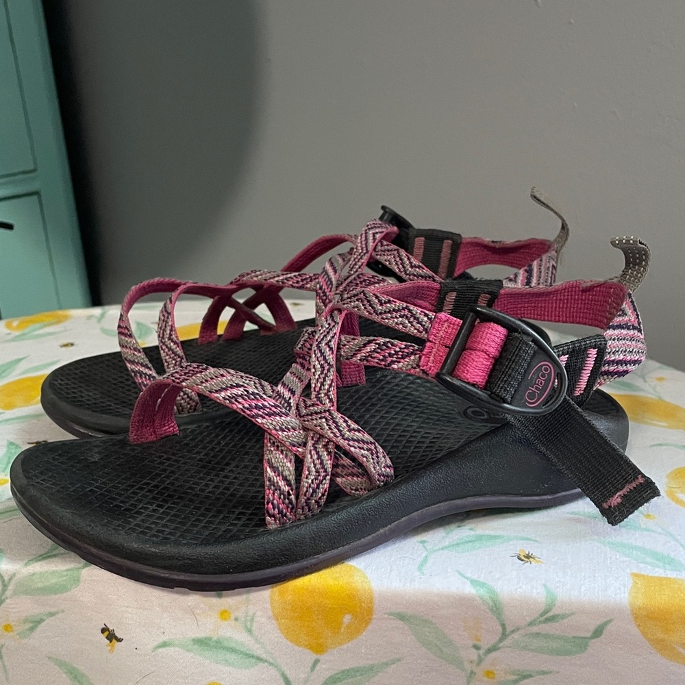 Chaco Kids Sandals - Black and Pink Strappy